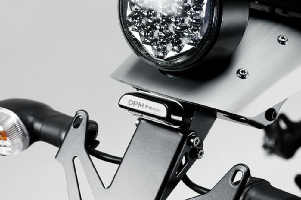 Portatarga Kit Targa  Regolabile Yamaha XSR 900 2015-2019 DE PRETTO MOTO kit targa Yamaha XSR 900 2015-2019