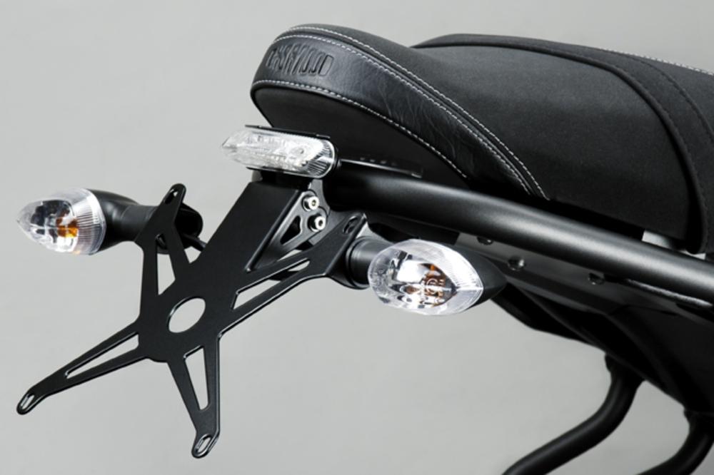 Porta targa Yamaha  XSR 700   2015/2020 DPM  MOTO Yamaha XSR 700     2015/2020