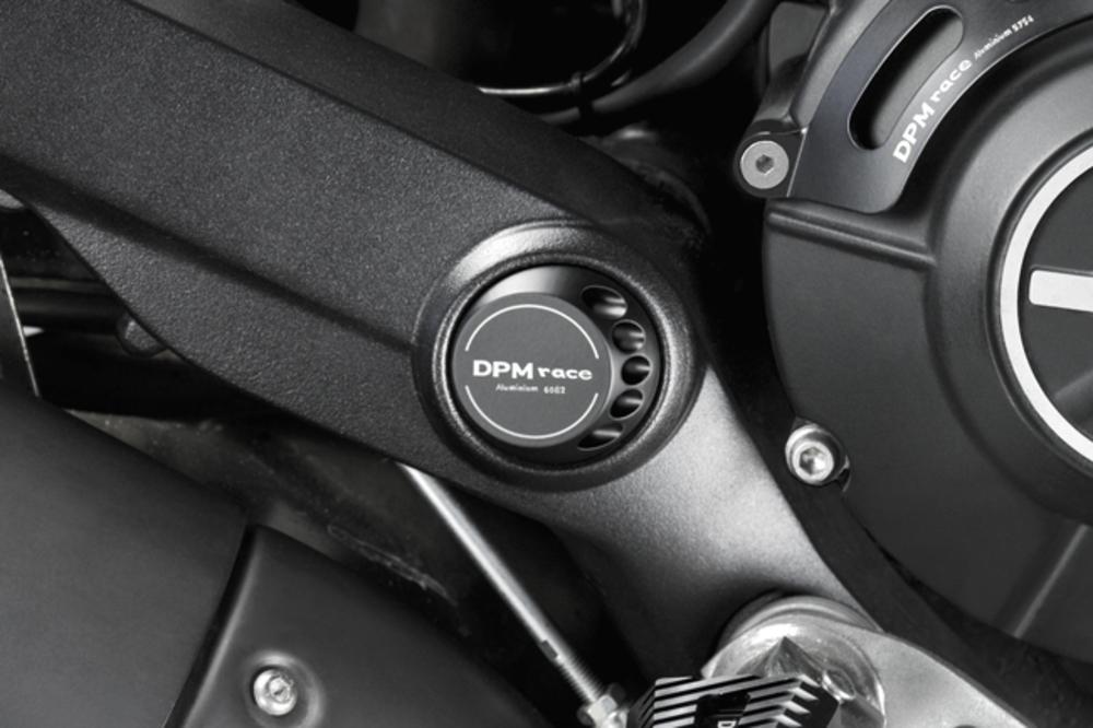 Cover Copertura Asse Forcellone Ducati Scrambler 400 UP De Pretto Moto DARKLIGHT Anodizzato Ricavato dal Pieno