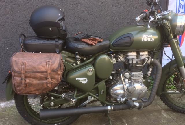 MOTO ROYAL ENFIELD  CLASSIC 500 ROYAL ENFIELD  Battle Green