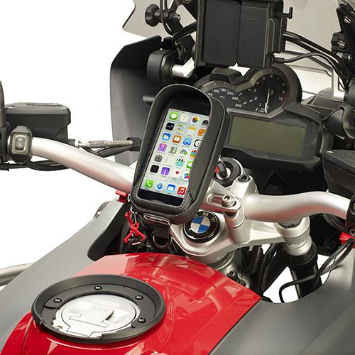 Emergenza! Ho bisogno un porta smartphone per la moto, cosa farebbe  MacGyver?