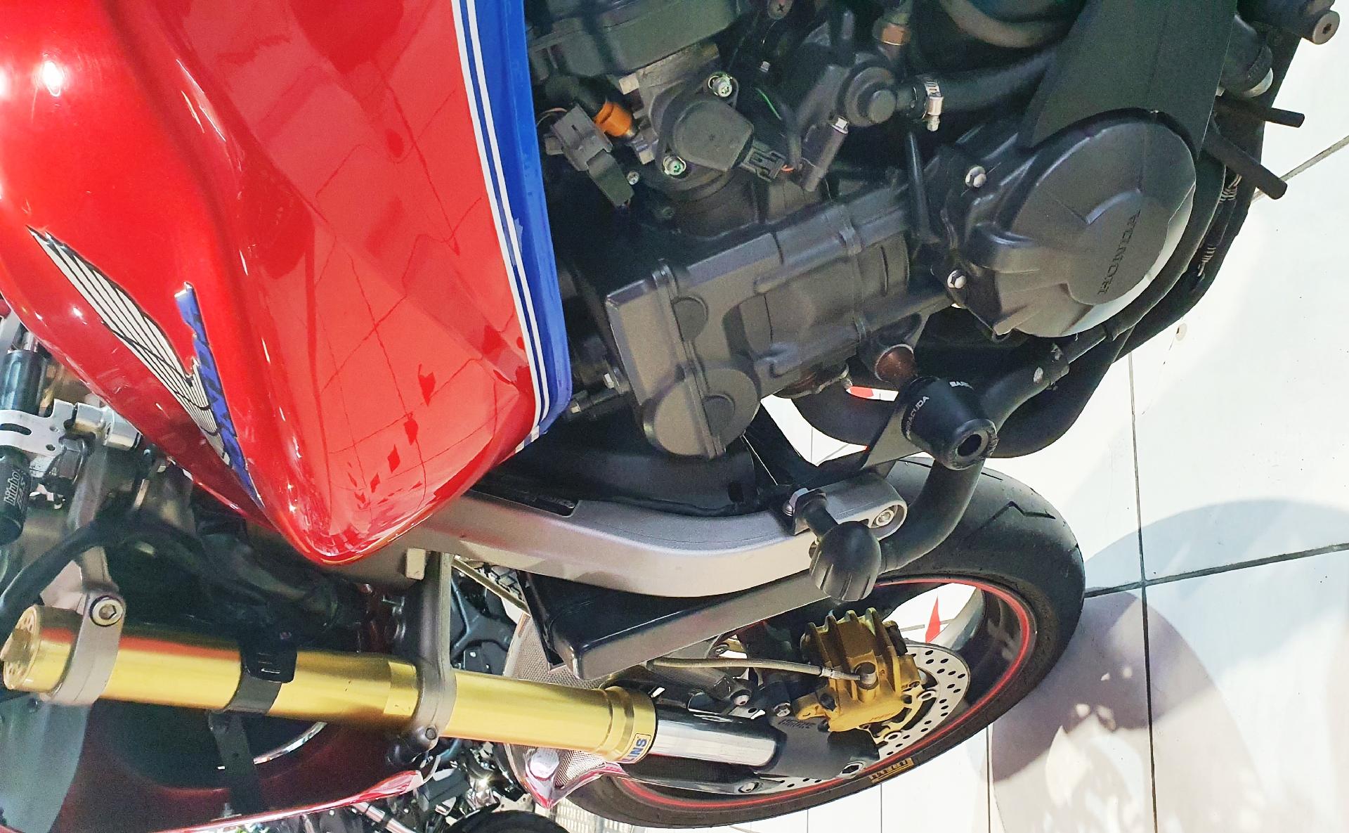 Street Naked Honda  CB 600 Hornet