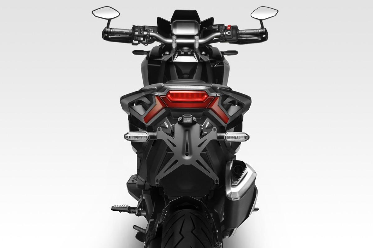 Kit Targa Portatarga Regolabile "CHALLENGE" DPM RACE Honda XADV   2021/2024 DPM  MOTO Honda XADV   2021/2024