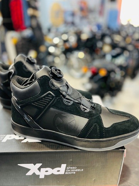 Scarpe moto urban sneakers con protezioni XDP MOTO FAST H2 OUT