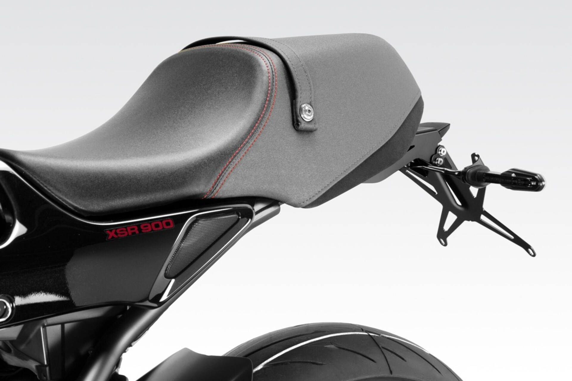 Porta targa Yamaha DPM  MOTO PORTA TARGA YAMAHA XSR 900 2022/2025