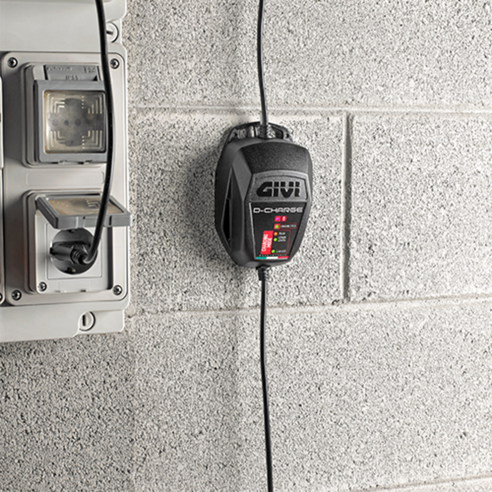 Carica batteria / Mantenitore di carica per moto GIVI S510 D-CHARGE