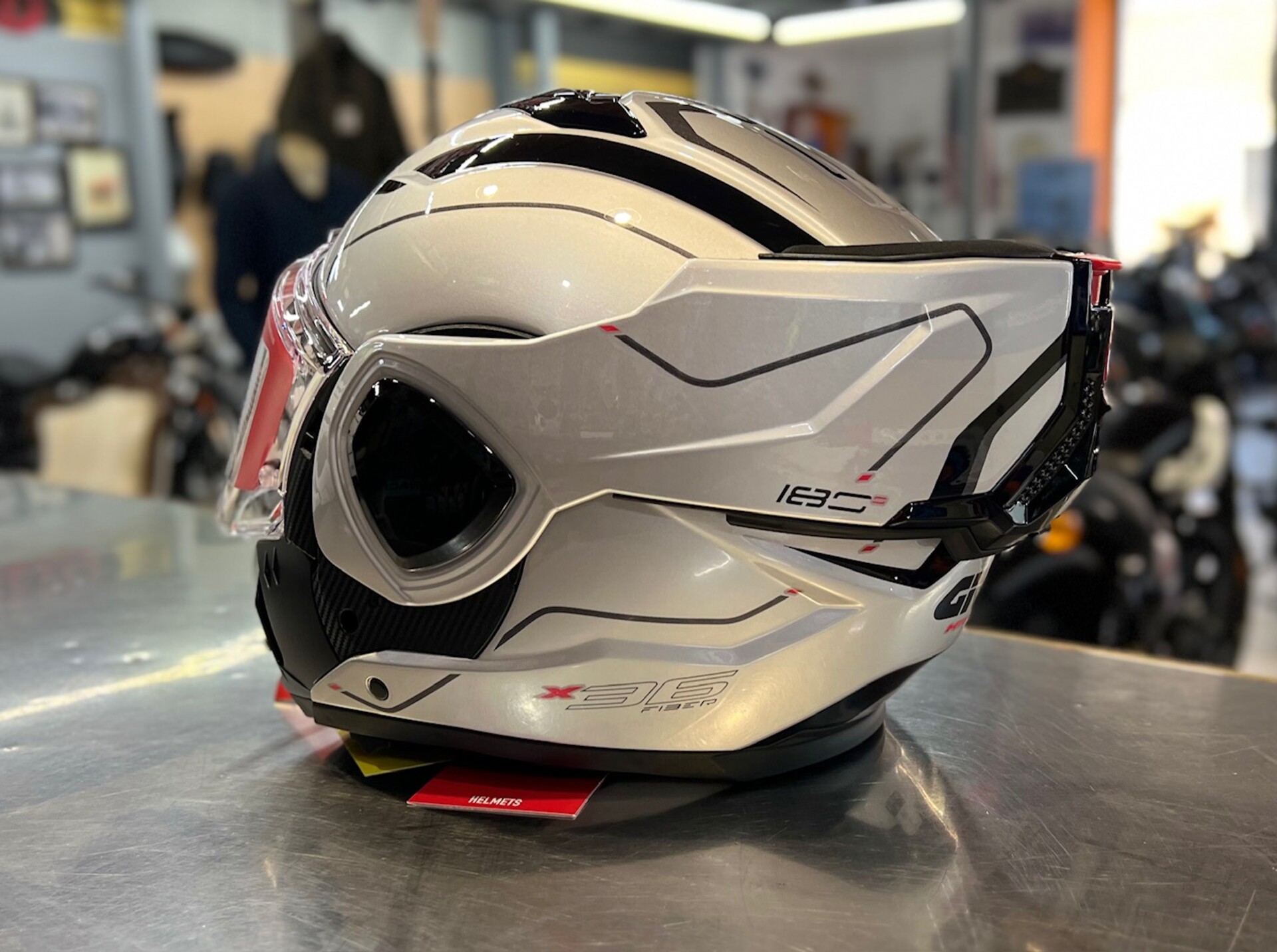 Casco modulare convertibile givi X36 FIBER PULSE