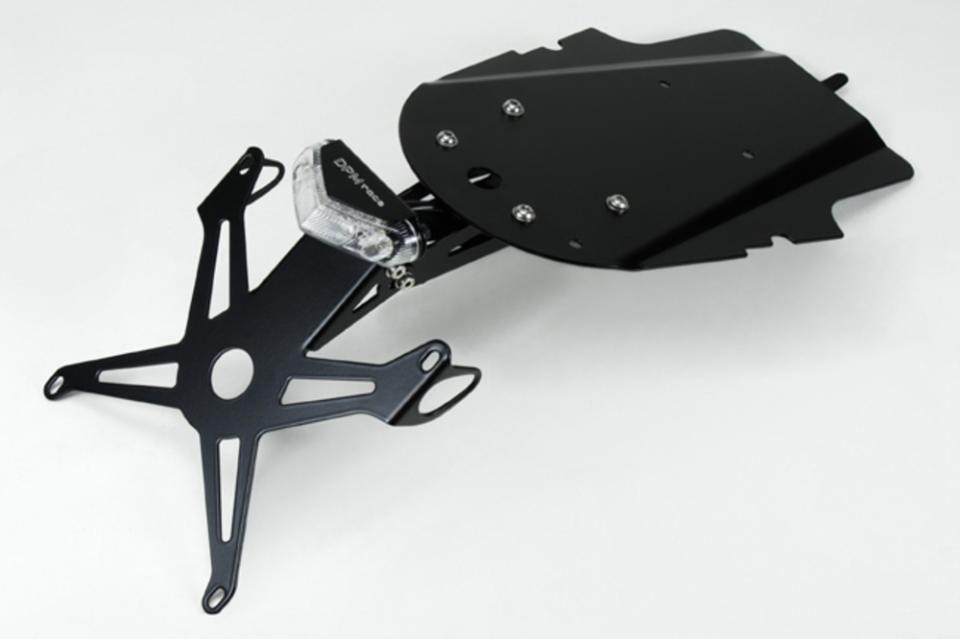 PORTA TARGA Yamaha XSR 700     2015/2020 DE PRETTO MOTO Inclinazione Variabile Alluminio Acciaio Taglio laser verniciato a polvere