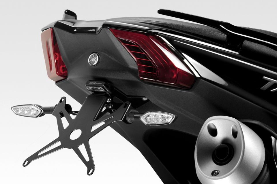 Kit Targa Yamaha  T-MAX 530 2017/2019 De Pretto Moto Targa Racing Taglio Laser Verniciato a Polvere