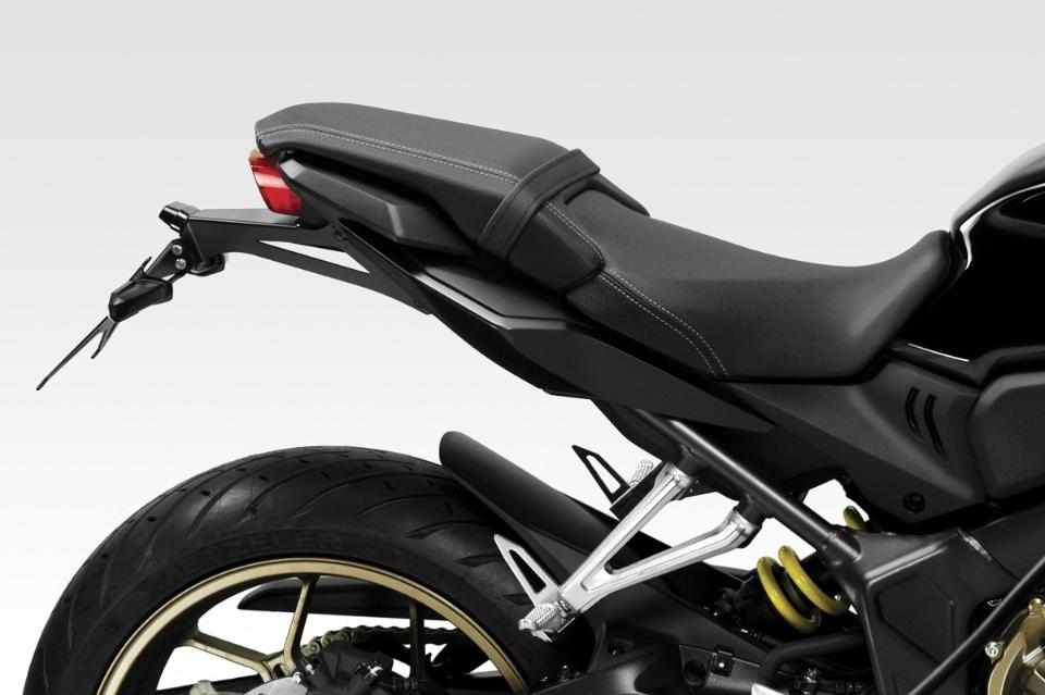 Porta Targa kit ad inclinazione variabile da 30°Honda CBR650R 2019/20 De Pretto Moto Acciaio FE360 Tagliato a Laser Verniciato a Polvere