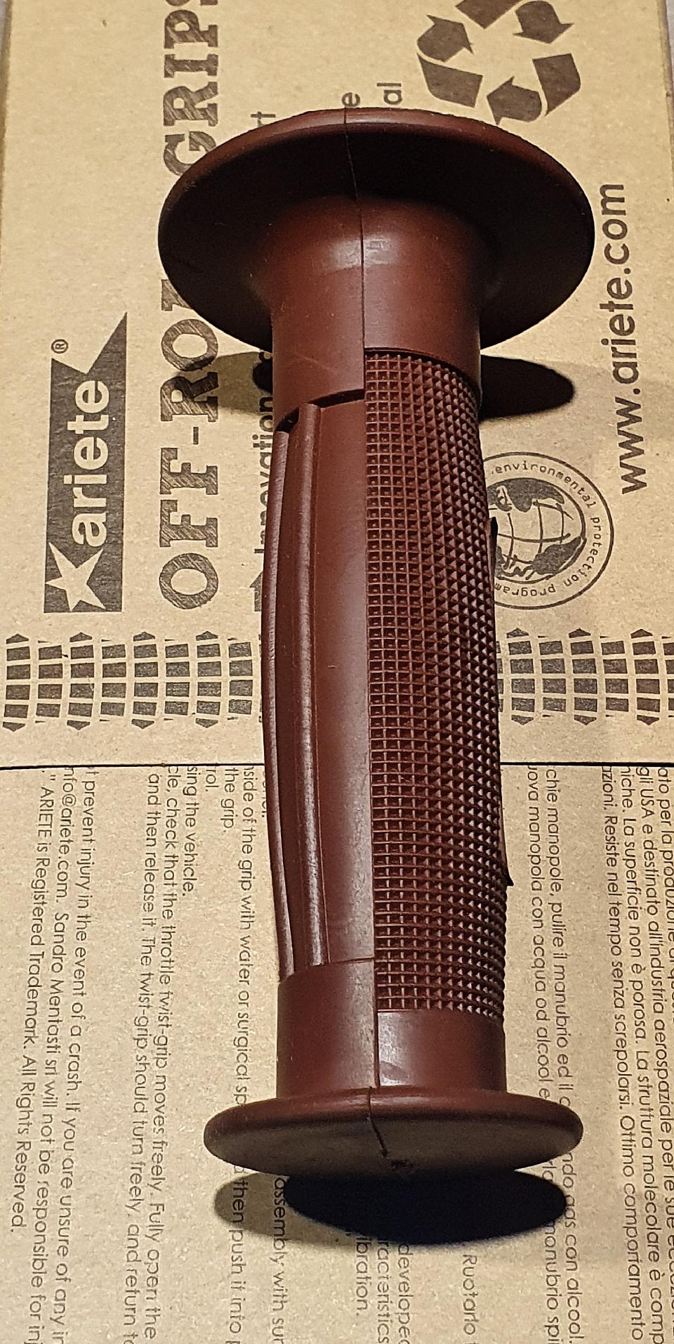 Manopole Vintage Heritage Per Manubri Diametro 22mm Ariete Off-Road Grips