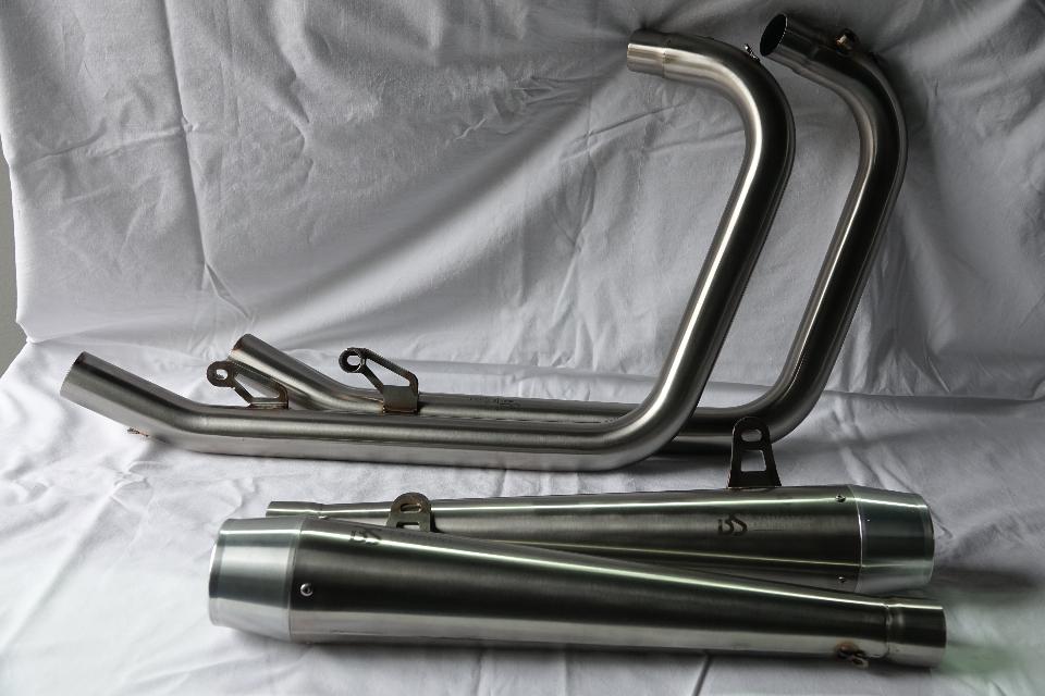 TERMINALI SCARICO COMPLETO DI COLLETORI  OMOLOGATO  ROYAL ENFIELD  650 INTERCEPTOR 2IN 2 BS EXHAUST ROYAL ENFIELD  650 INTERCEPTOR CONTINENTAL GT