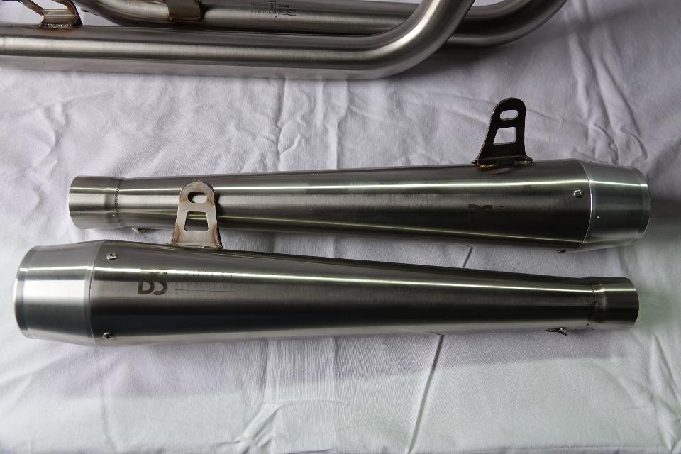 TERMINALI SCARICO COMPLETO DI COLLETORI  OMOLOGATO  ROYAL ENFIELD  650 INTERCEPTOR 2IN 2 BS EXHAUST ROYAL ENFIELD  650 INTERCEPTOR CONTINENTAL GT