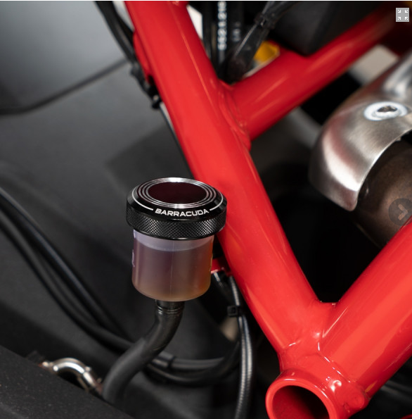 Tappo fluido Ducati Streetfighter V4 Barracuda Ricavato Dal Pieno Diametro 37mm