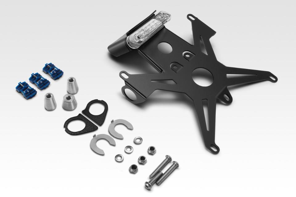 Portatarga  HONDA CMX 500 2017/2020 De Pretto Moto Prodotto specifico con faro a led omologato E11 a tre luci: posizione, stop e luce targa.