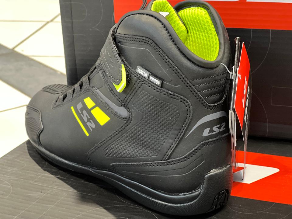 SCARPE MOTO CON PROTEZZIONI LS2 GARRA WATERPROOF