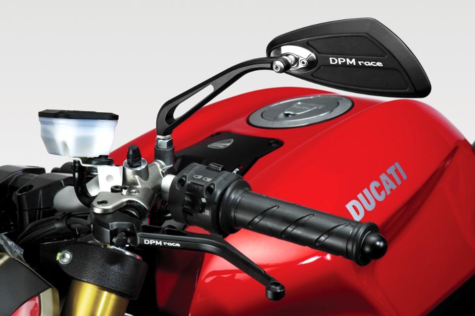 LEVA RACE COPPIA DUCATI STREETFIGHTER DE PRETTO MOTO DE PRETTO MOTO LEVA RACE COPPIA