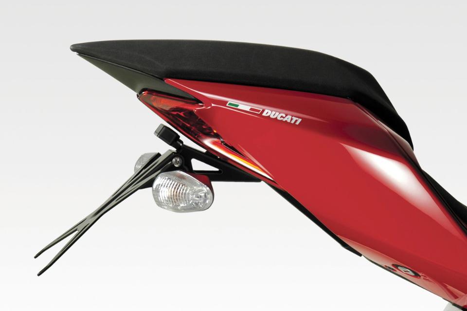 KIT TARGA DUCATI PANIGALE 2012-18 DE PRETTO MOTO KIT PORTATARGA DUCATI PANIGALE