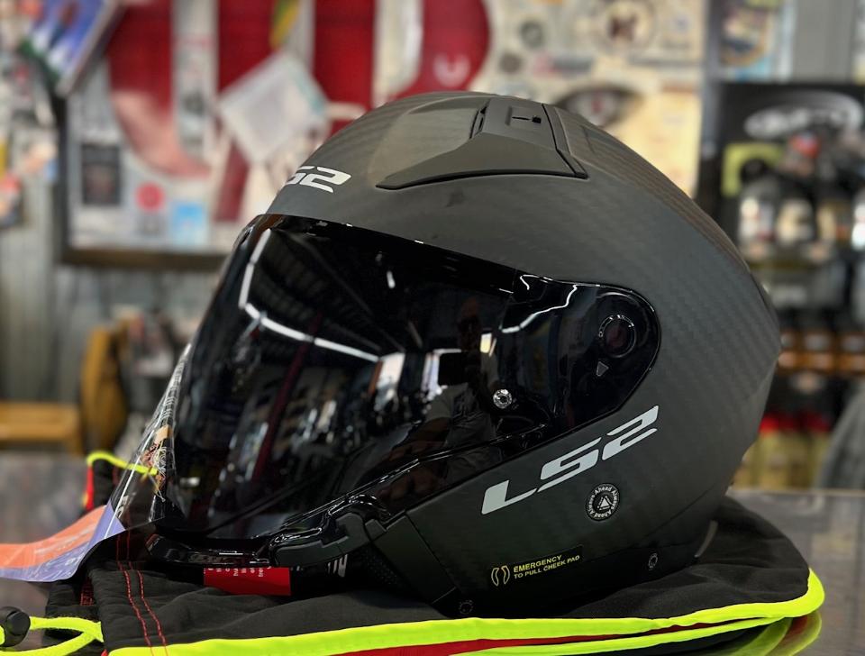 CASCO JET IN CARBONIO LS2 OF603 INFINITY II CARBON