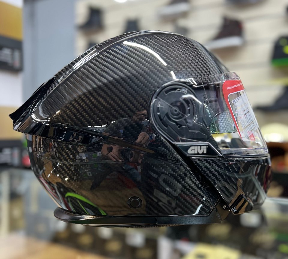 Nuovo casco modulare in carbonio GIVI X50 CARBON