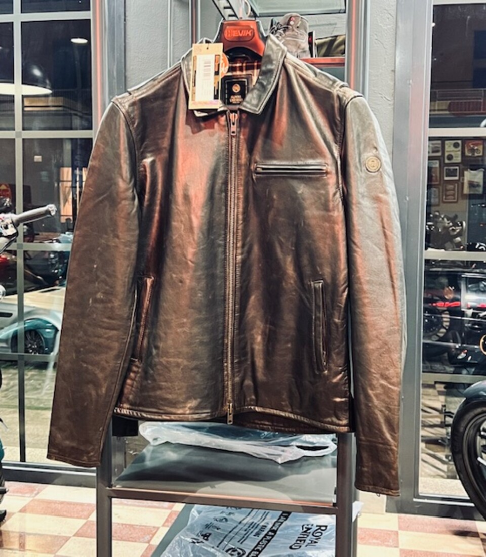 Giubbotto moto modello vintage ROYAL ENFIELD Classic Leather Riding Jacket- DARK TAN