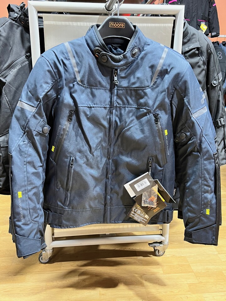 giacca moto con protezioni MOORE MR835BN