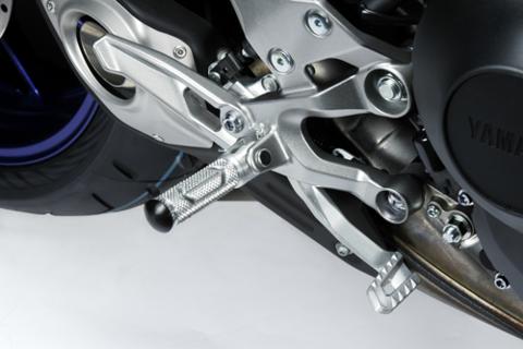 PEDALINI GUIDATORE IN ALLUMINIO YAMAHA  DE PRETTO MOTO GP MT07-FZ07 2014-2017