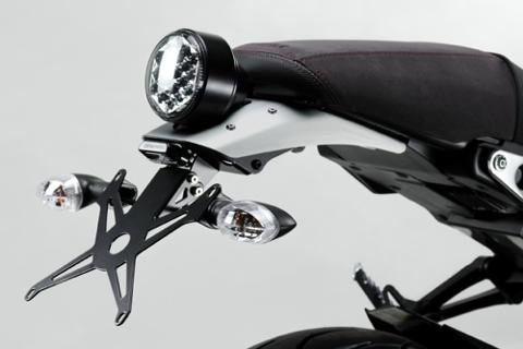 Portatarga Kit Targa  Regolabile Yamaha XSR 900 2015-2019 DE PRETTO MOTO kit targa Yamaha XSR 900 2015-2019