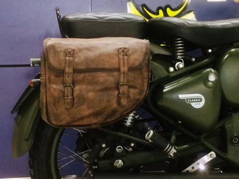 MOTO ROYAL ENFIELD  CLASSIC 500 ROYAL ENFIELD  Battle Green