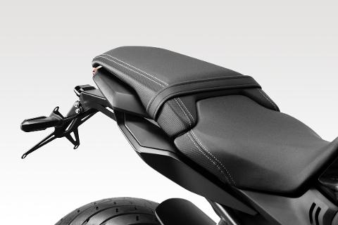 Porta Targa kit ad inclinazione variabile da 30°Honda CBR650R 2019/20 De Pretto Moto Acciaio FE360 Tagliato a Laser Verniciato a Polvere