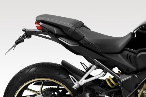 Porta Targa kit ad inclinazione variabile da 30°Honda CBR650R 2019/20 De Pretto Moto Acciaio FE360 Tagliato a Laser Verniciato a Polvere