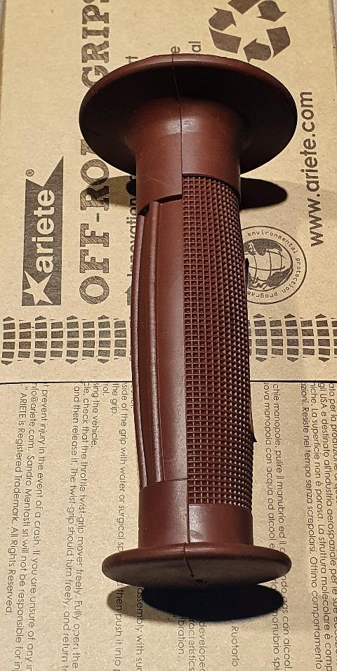 Manopole Vintage Heritage Per Manubri Diametro 22mm Ariete Off-Road Grips