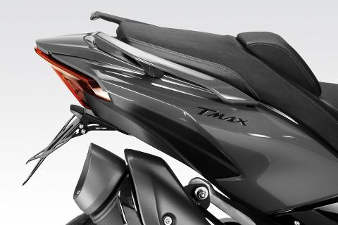 kit targa regolabile t-max 2022 YAMAHA T-MAX 560 2022 DE PRETTO DE PRETTO Yamaha T-max 2022