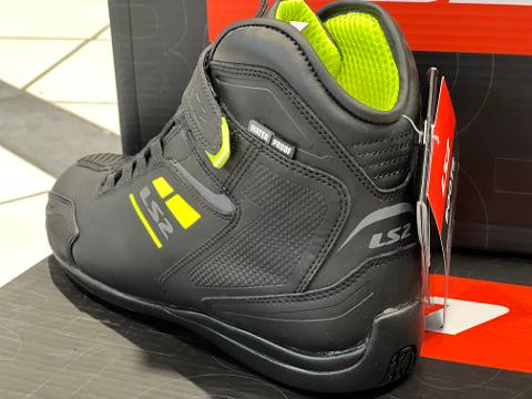 SCARPE MOTO CON PROTEZZIONI LS2 GARRA WATERPROOF