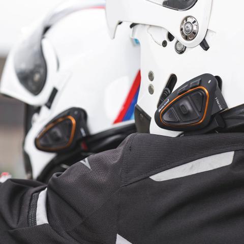 coppia Interfono per moto per tutti i tipi di casco midland BTX1  PRO S   TWIN PACK