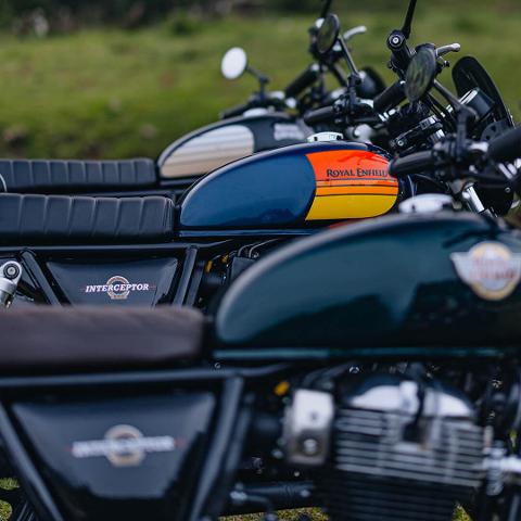 Royal Enfield Interceptor 650 Royal Enfield Barcelona Blue