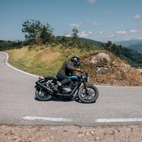 Royal Enfield continental  gt  650 Royal Enfield slipstream blue