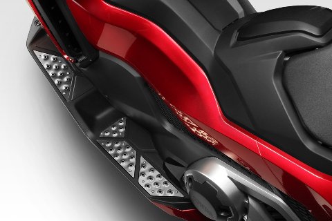 Kit pedane poggiapiedi Honda Forza 750 2021 De Pretto moto KIT PEDANE POGGIAPIEDI de pretto FORZA 750 21/24