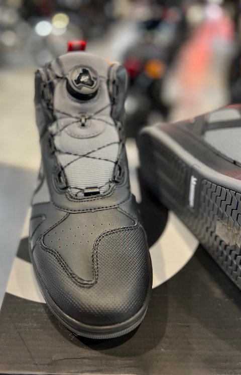 Scarpe moto urban sneakers con protezioni XDP MOTO FAST