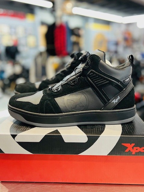 Scarpe moto urban sneakers con protezioni XDP MOTO FAST H2 OUT