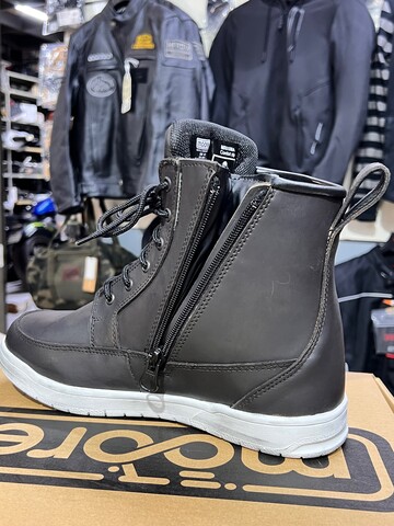 Scarpe moto con protezioni in vera pelle MOORE Comfort