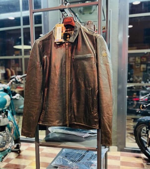 Giubbotto moto modello vintage ROYAL ENFIELD Classic Leather Riding Jacket- DARK TAN