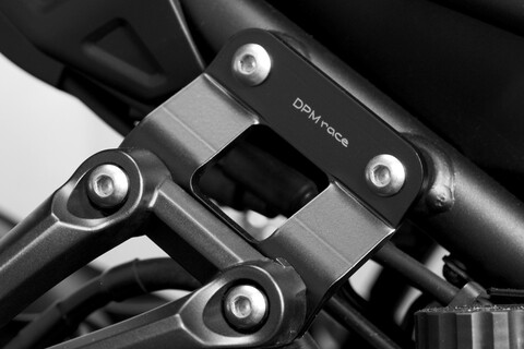 Kit supporto pedane DPM  MOTO Yamaha MT 10 2022/2025