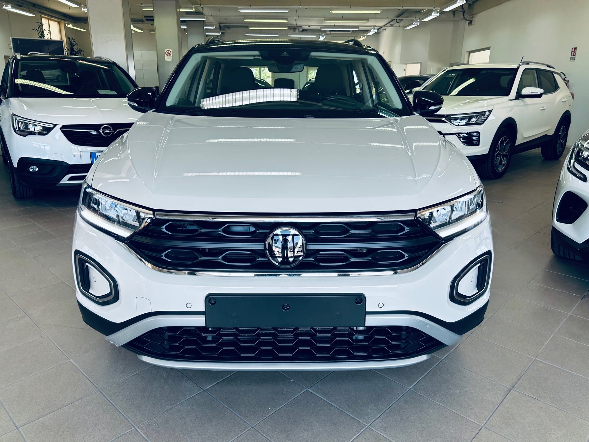 Volkswagen T-Roc LIFE Benzina