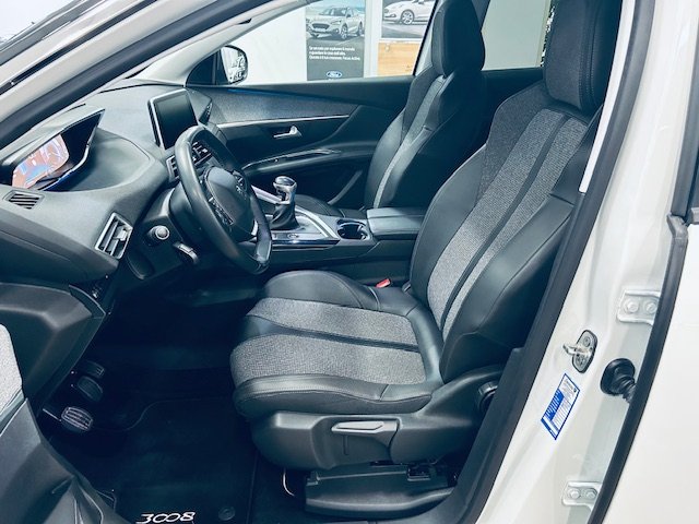Peugeot 3008 ALLURE Diesel