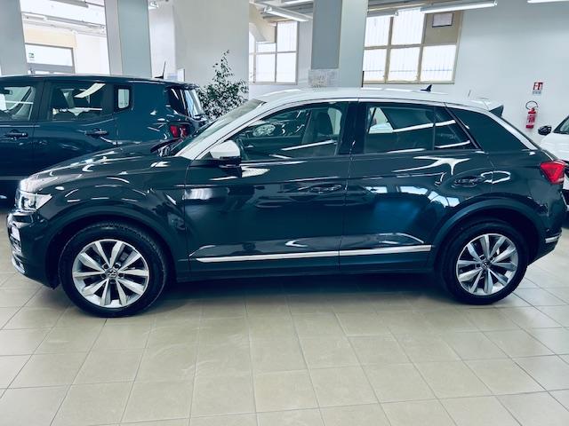 Volkswagen T-Roc STYLE Benzina