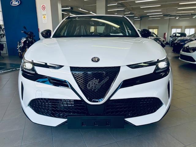 Alfa Romeo Junior HYBRID eDCT6 Elettrica / Benzina