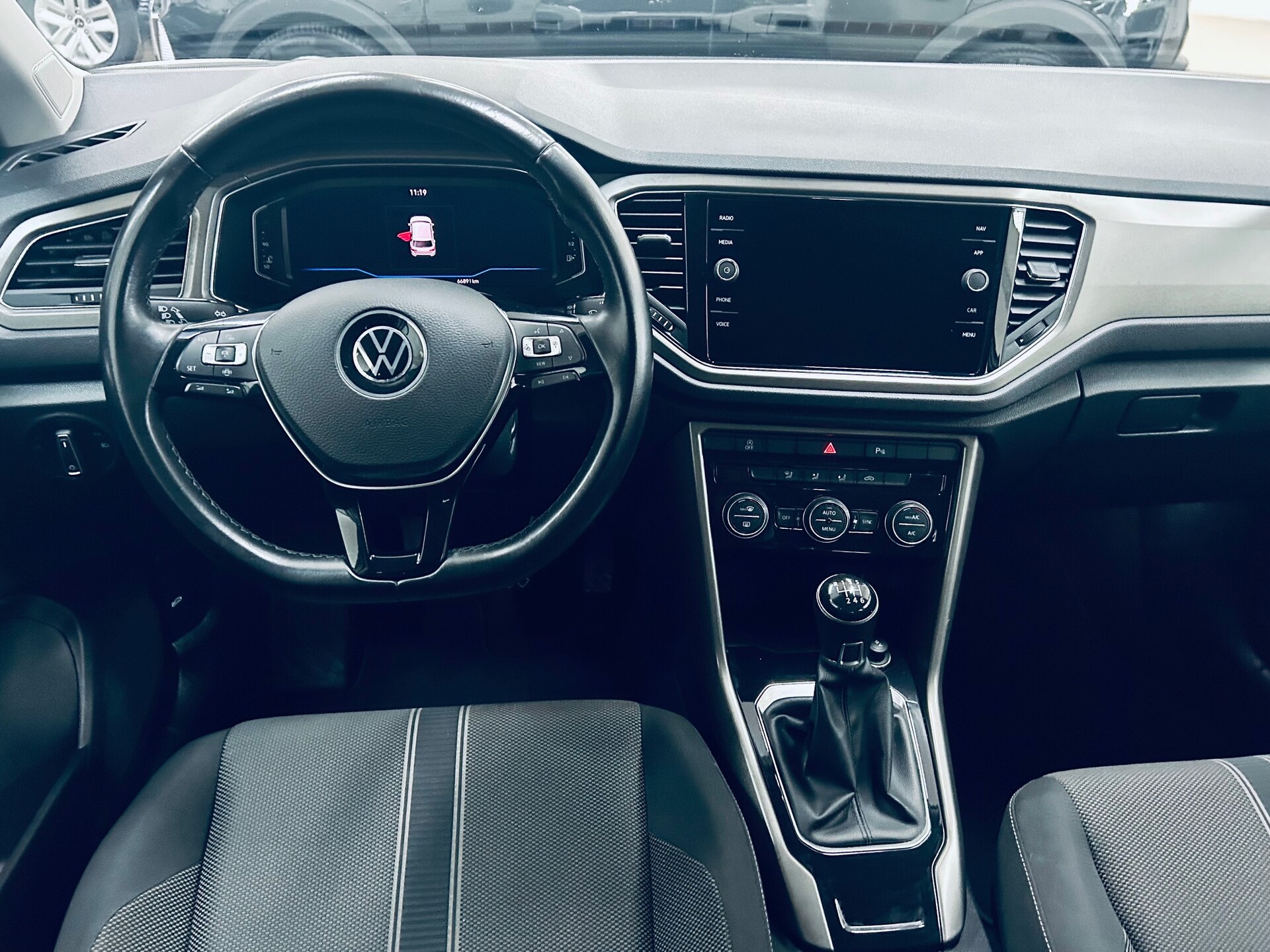 Volkswagen T-Roc STYLE Benzina