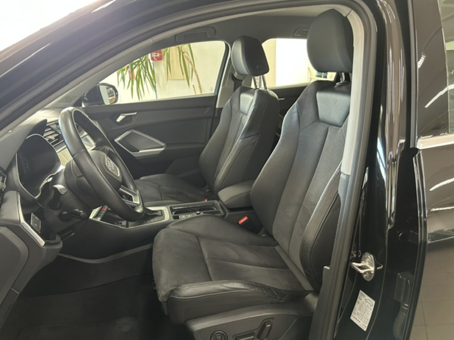 Audi Q3 Q3 Sportback S line 2.0 35 TDI 110kW 7-speed S tro Diesel