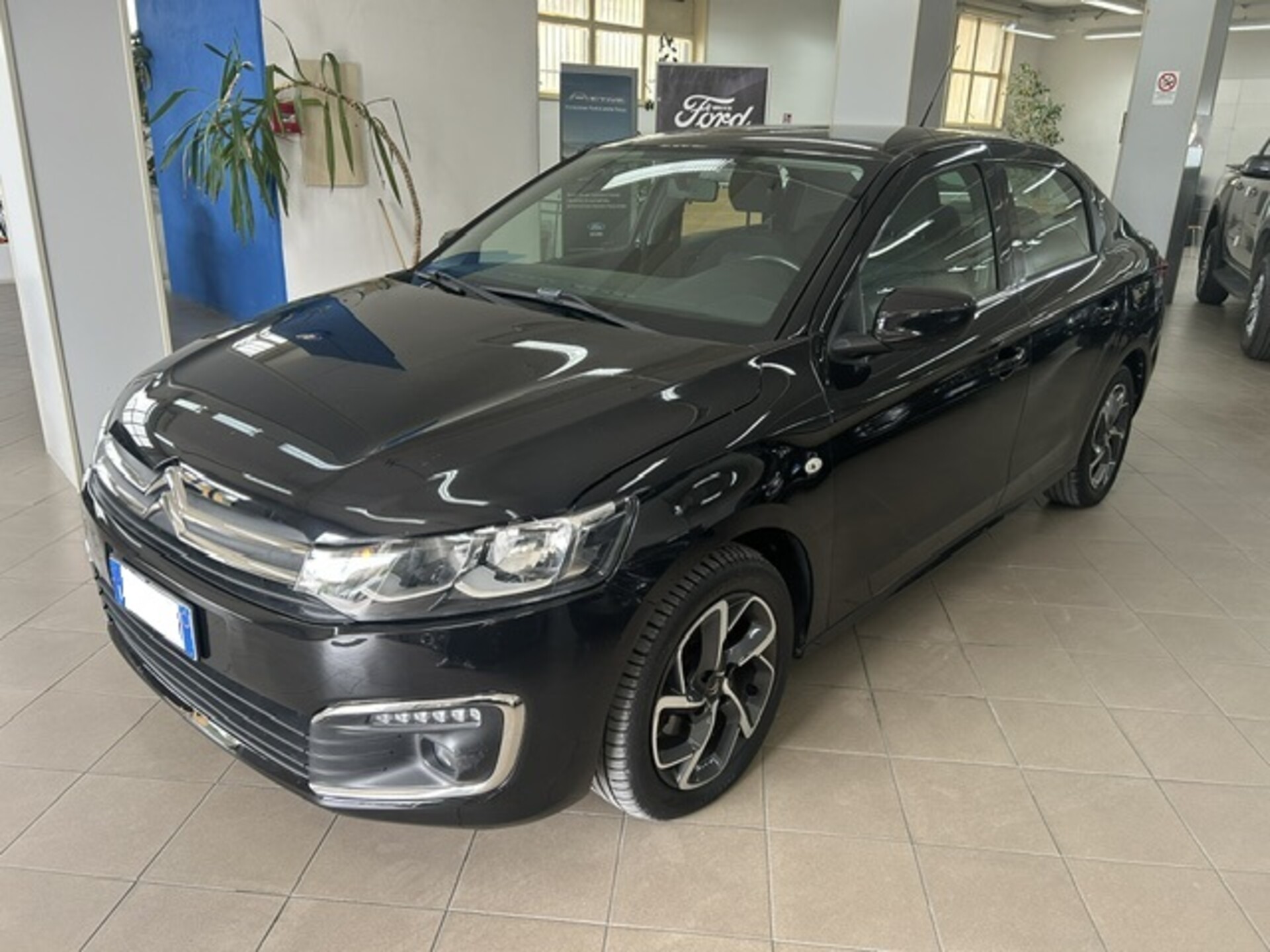 Citroen C4 Berlina C-ELYSEE SHINE Diesel